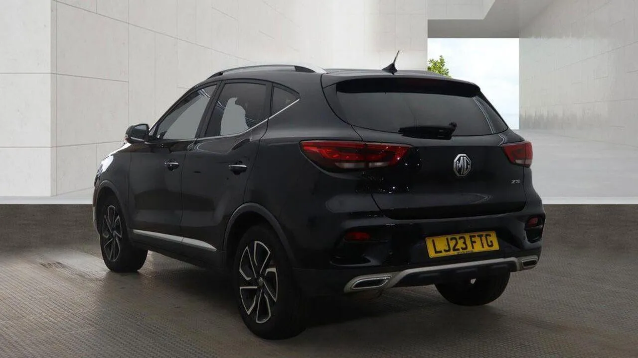 MG Mg Zs 2023 photo 5