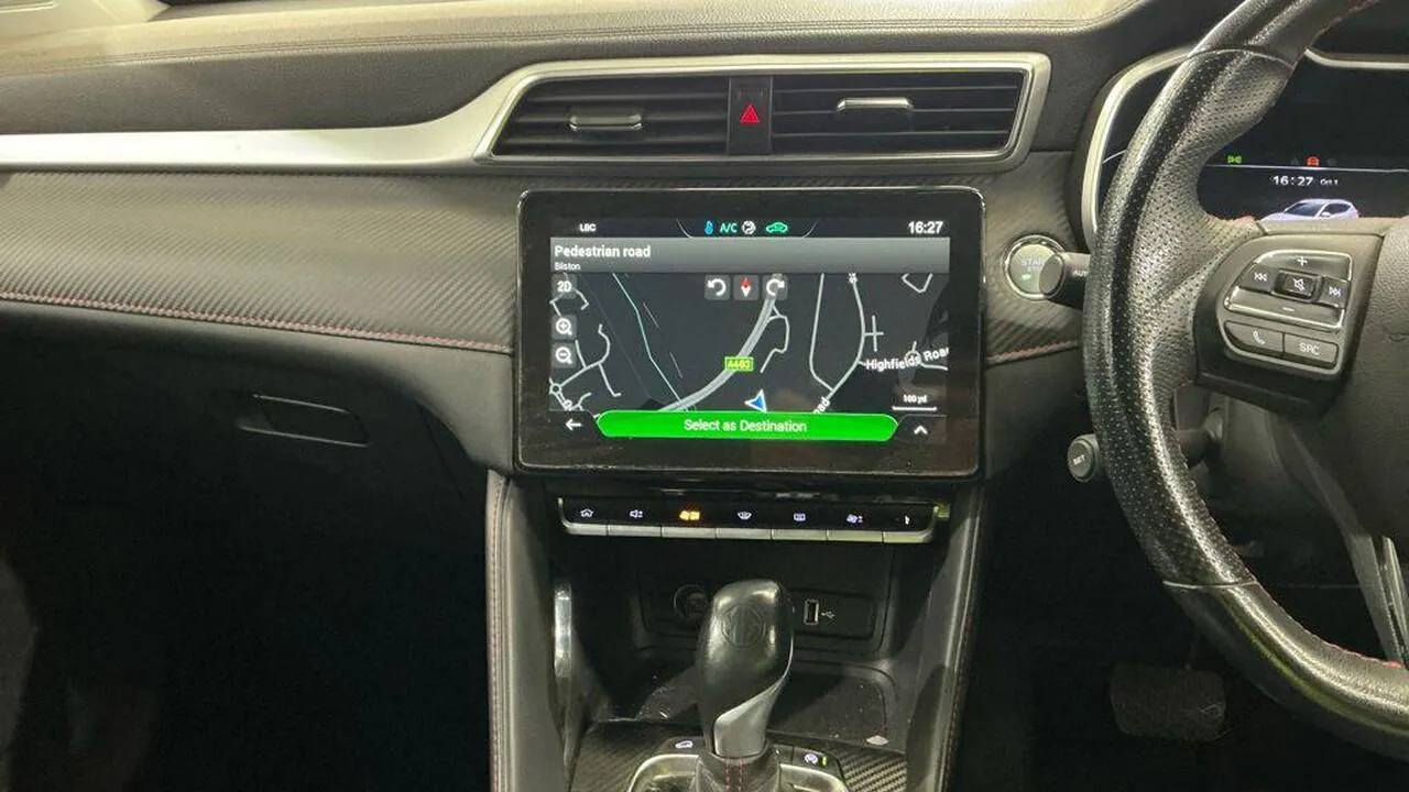 MG Mg Zs 2023 photo 2