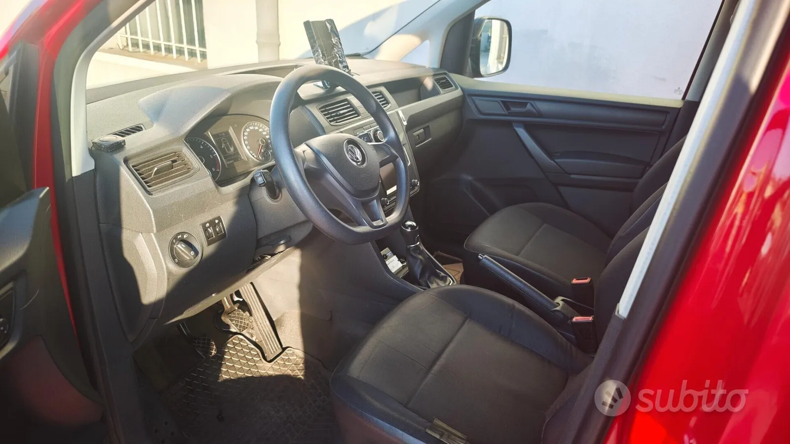 Volkswagen Caddy 2016 photo 3