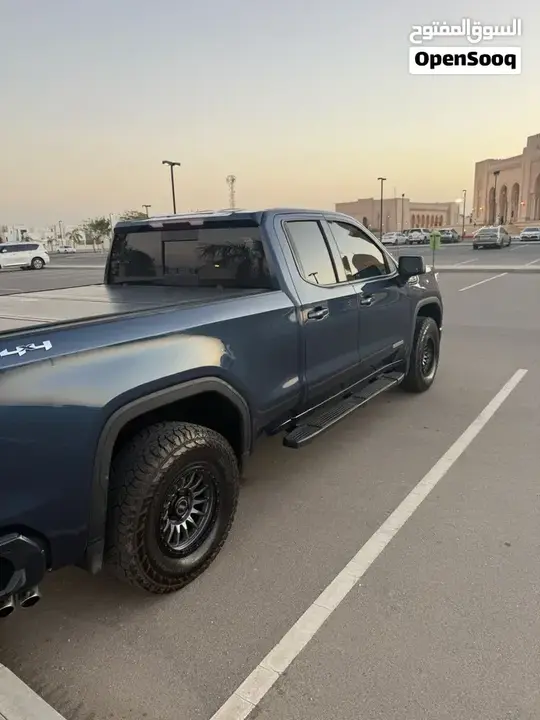 GMC Sierra 2019 photo 2
