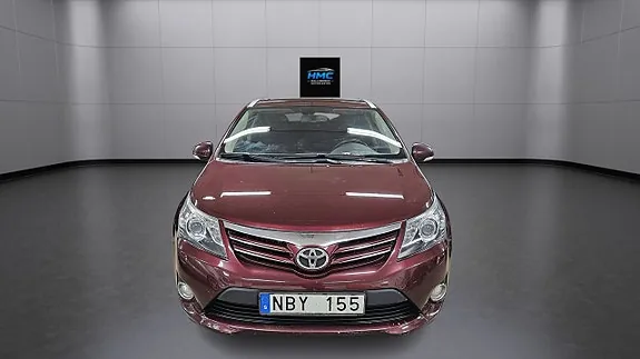 Toyota Avensis 2012 photo 2