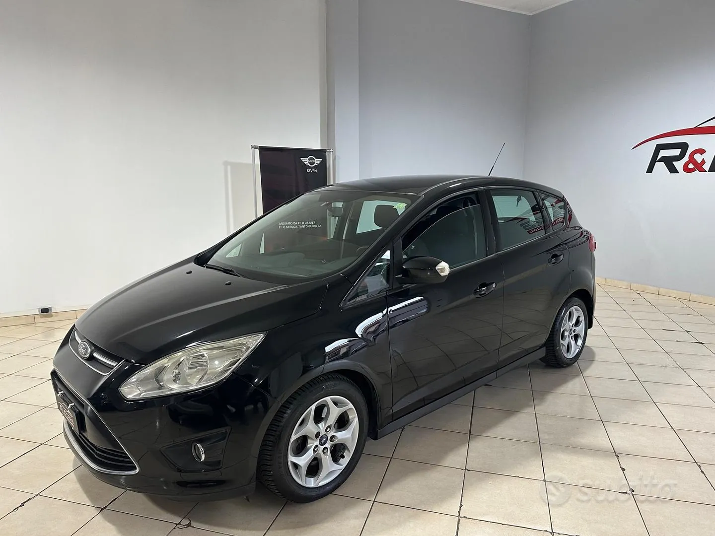 Ford C-Max 2012 photo 3