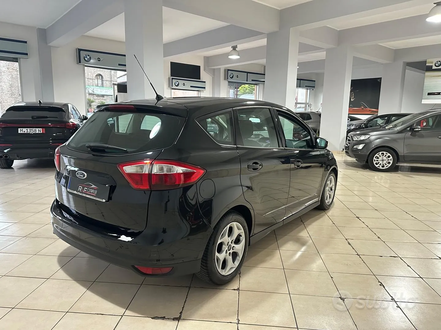 Ford C-Max 2012 photo 4
