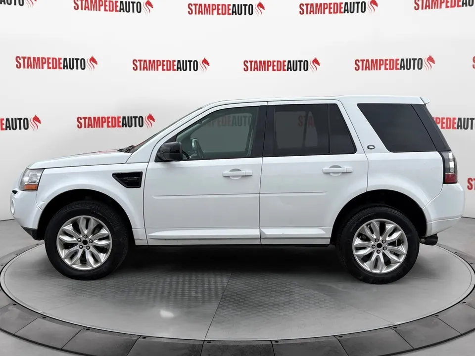 Land Rover Lr2 2013 photo 2