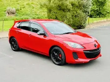 Mazda Axela 2012 photo 5