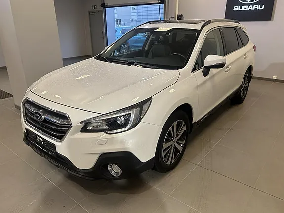 Subaru Outback 2018 photo 2
