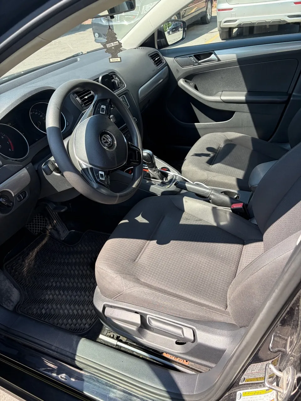 Volkswagen Jetta 2016 photo 3