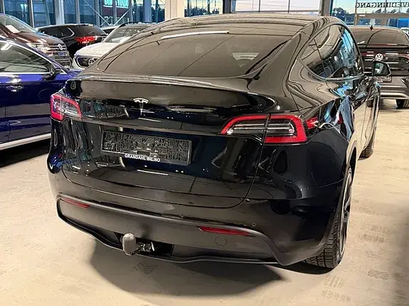Tesla Model Y 2022 photo 4