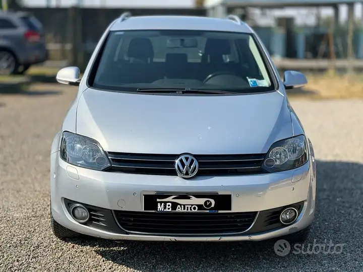 Volkswagen Golf Plus 2012 photo 2