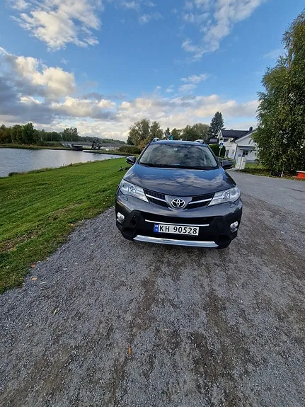 Toyota Rav4 2013 photo 2