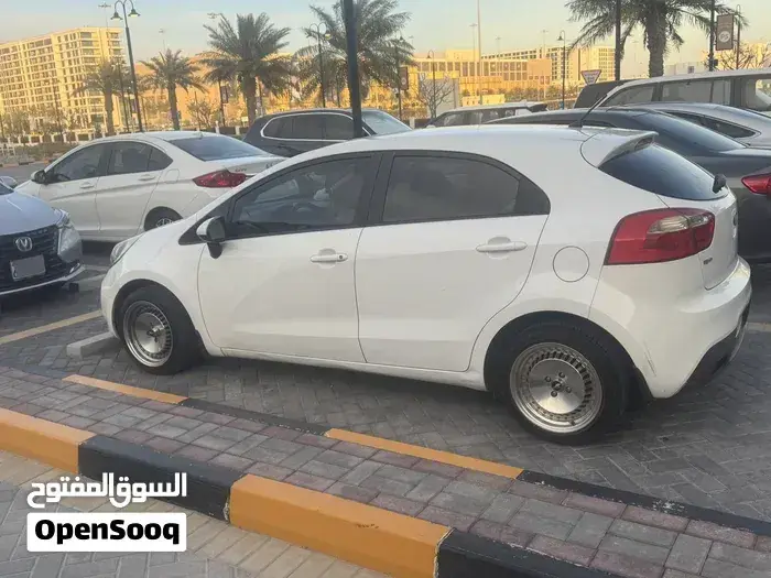 Kia Rio 2013 photo 2