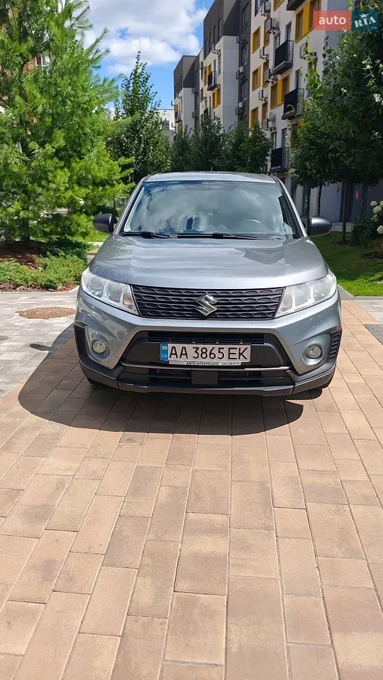 Suzuki Vitara 2019 photo 2