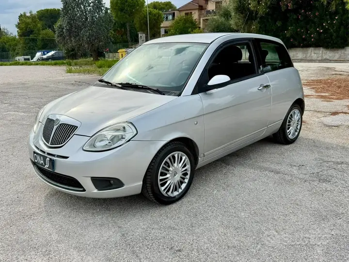 Lancia Ypsilon 2008 photo 4