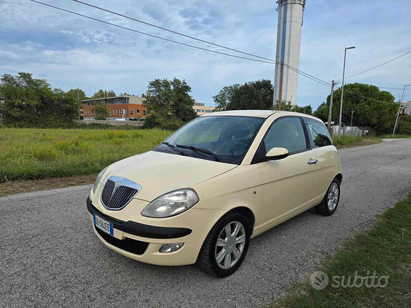 Lancia Ypsilon 2006 photo 2