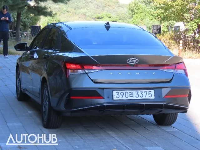 Hyundai Avante 2023 photo 4