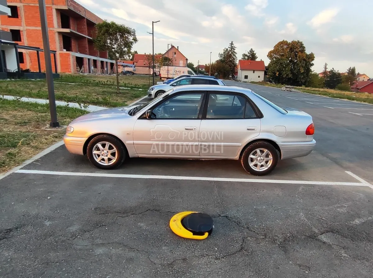 Toyota Corolla 2000 photo 3