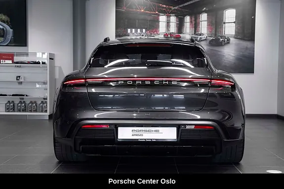Porsche Taycan 2023 photo 4