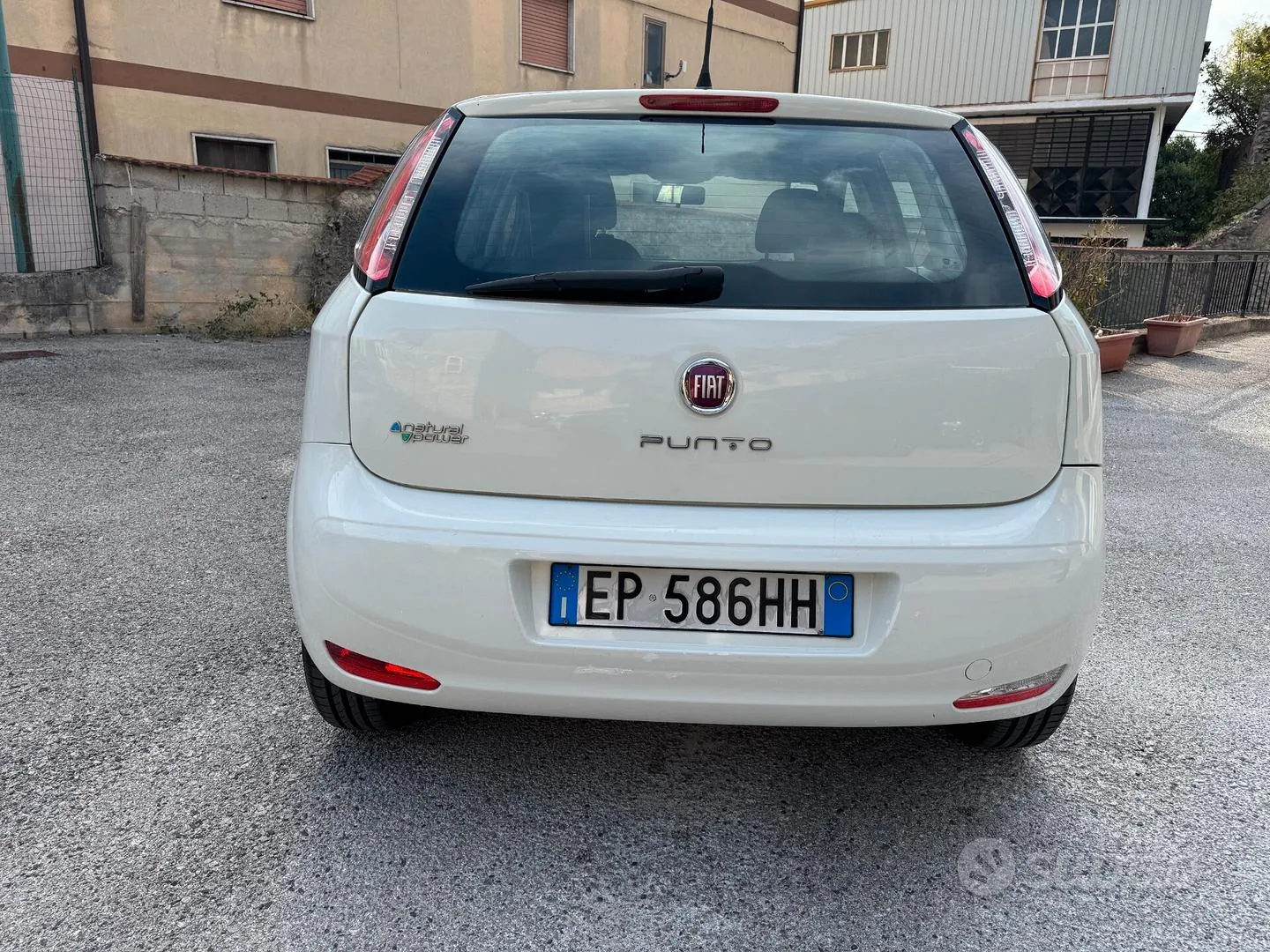 Fiat Grande Punto 2013 photo 4