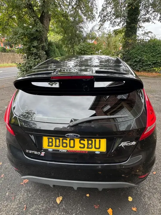 Ford Fiesta 2010 photo 4