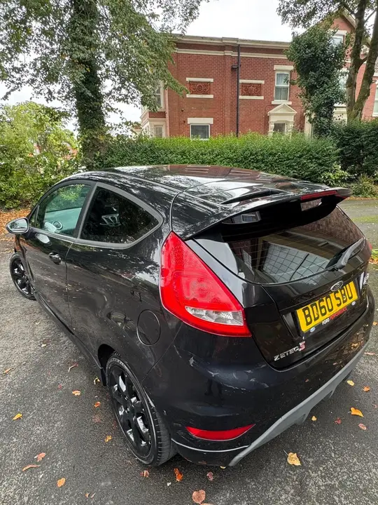 Ford Fiesta 2010 photo 5