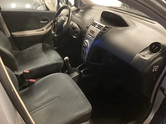 Toyota Yaris 2008 photo 4