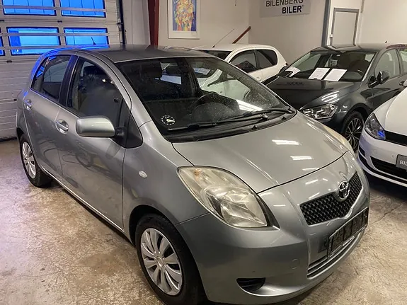 Toyota Yaris 2008 photo 2