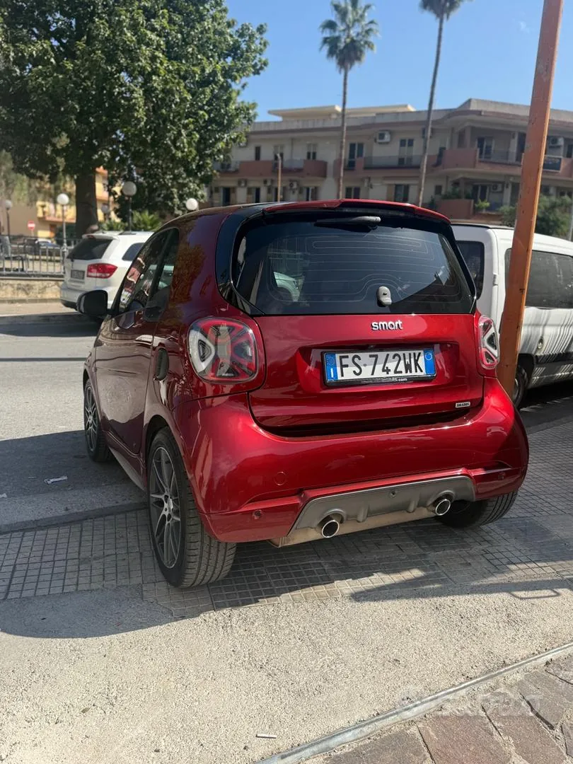 Smart Fortwo 2019 photo 4