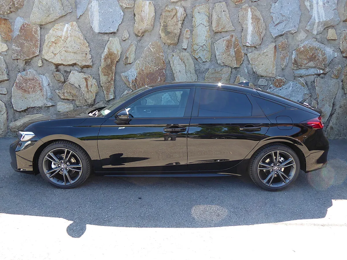 Honda Civic photo 2