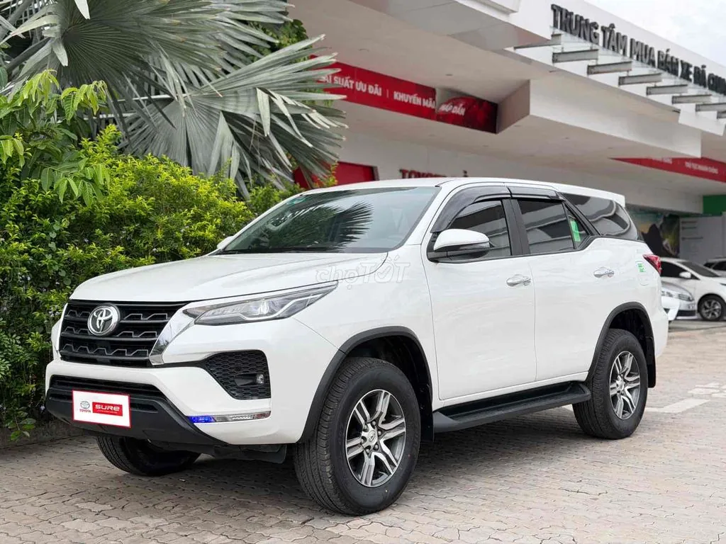 Toyota Fortuner 2024 photo 2