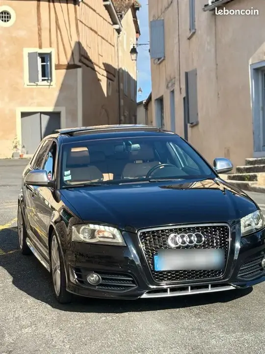 Audi S3 2009 photo 2