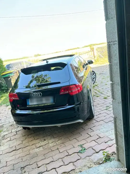 Audi S3 2009 photo 3