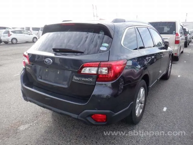 Subaru Legacy Outback 2017 photo 4
