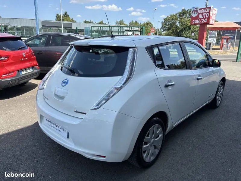 Nissan Leaf 2016 photo 3