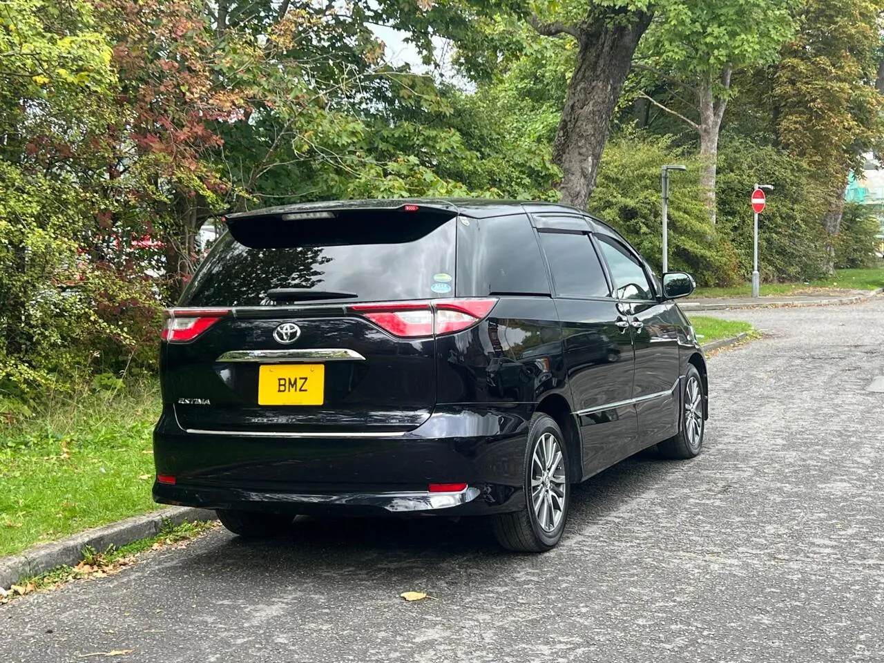Toyota Estima 2016 photo 3