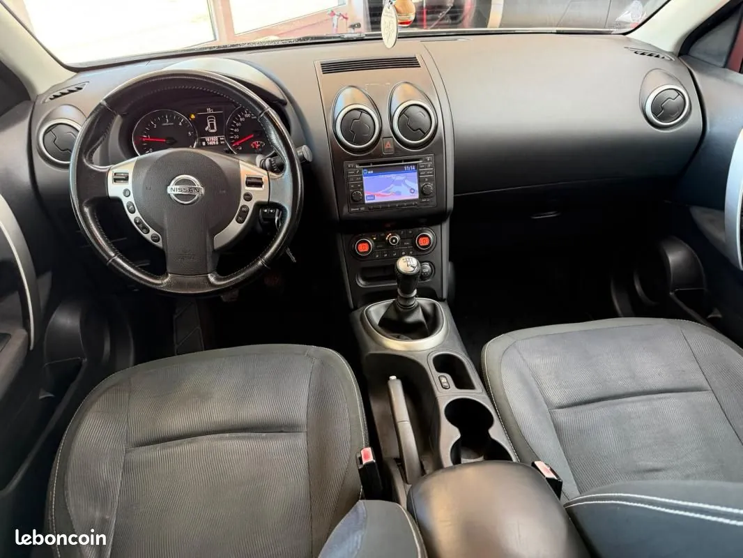 Nissan Qashqai 2010 photo 5