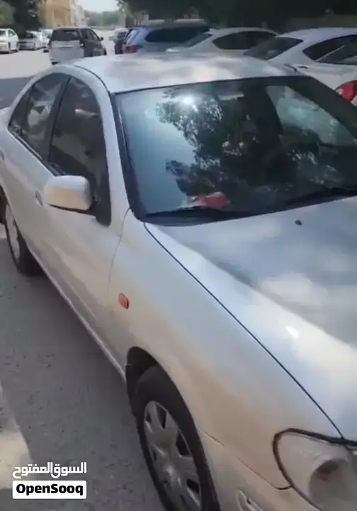Nissan Sunny 2001 photo 2