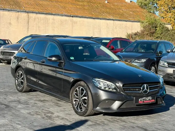 Mercedes-Benz C180