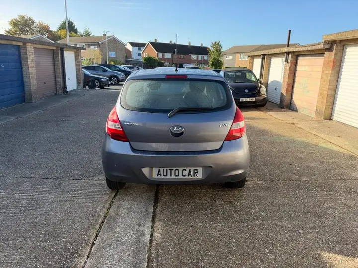 Hyundai I20 2010 photo 5