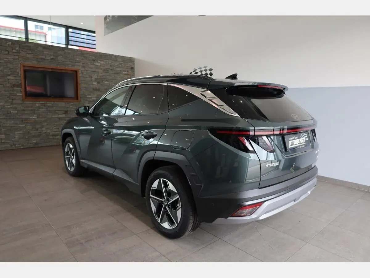 Hyundai Tucson photo 3