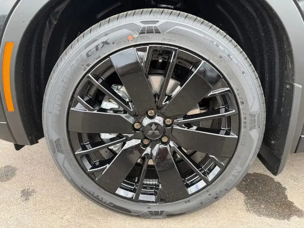Mitsubishi Outlander 2026 photo 4