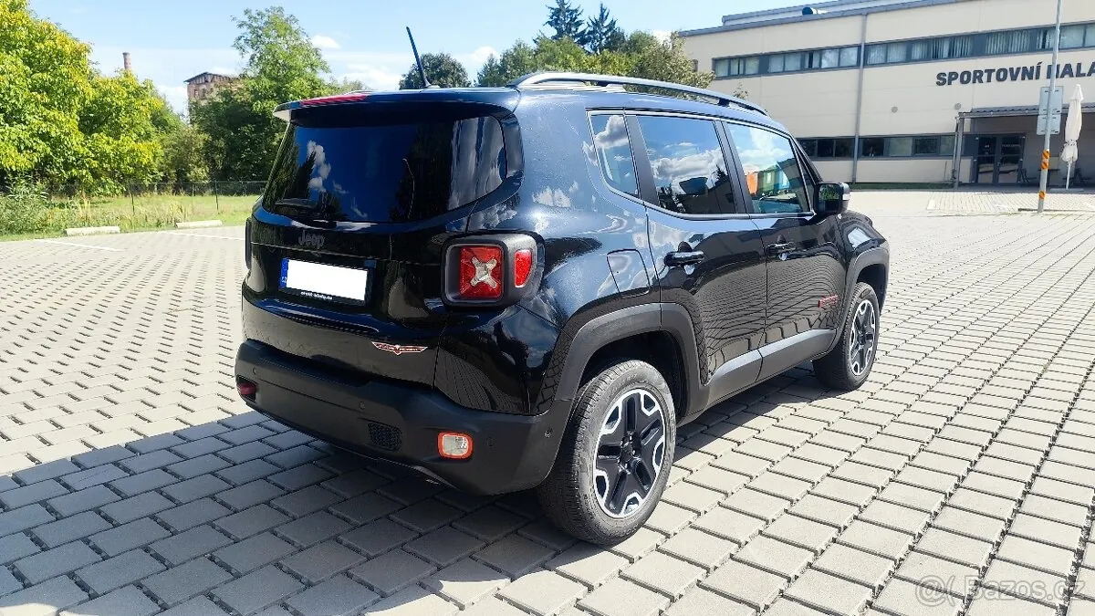 Jeep Renegade 2015 photo 2