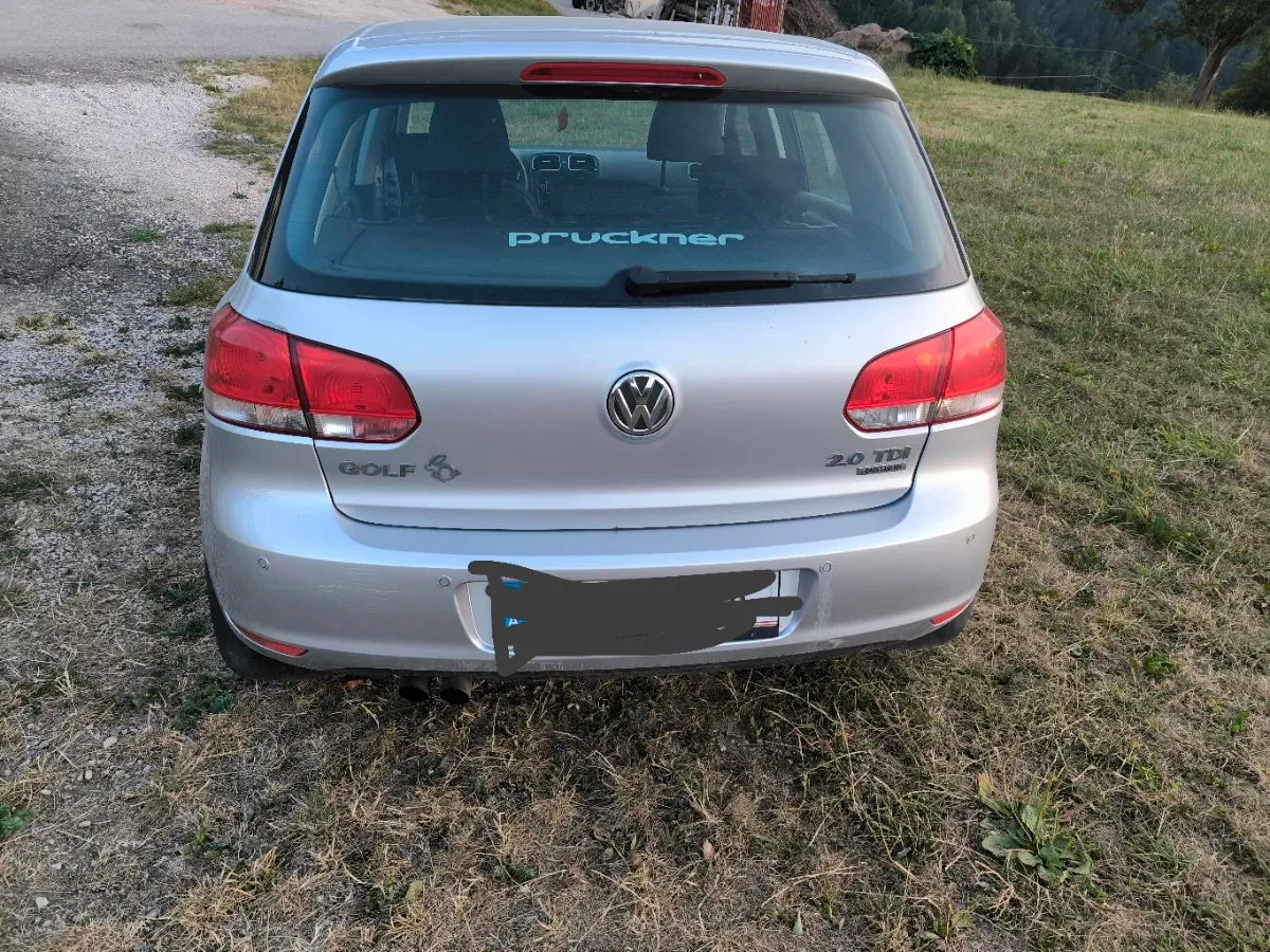 Volkswagen Golf 2011 photo 3