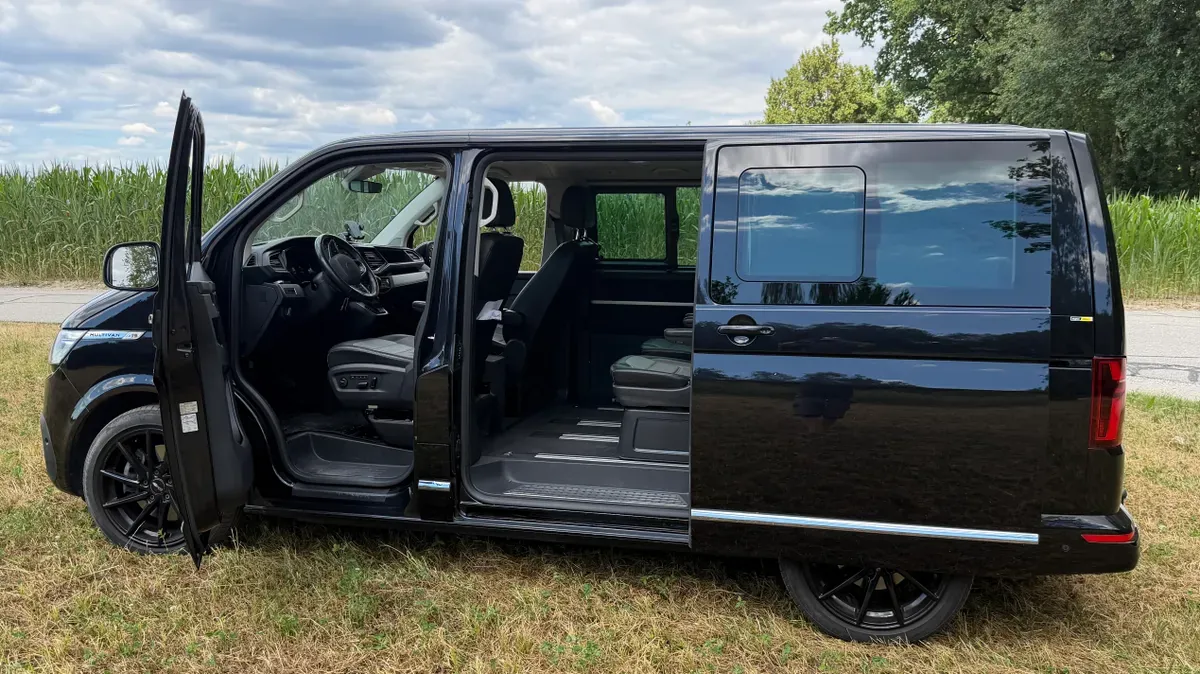 Volkswagen Multivan 2021 photo 3