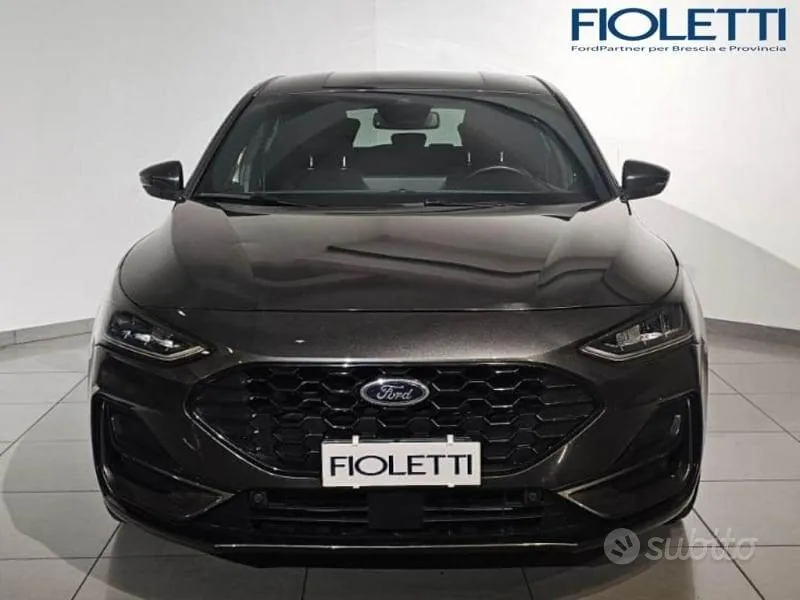 Ford Focus 2023 photo 3