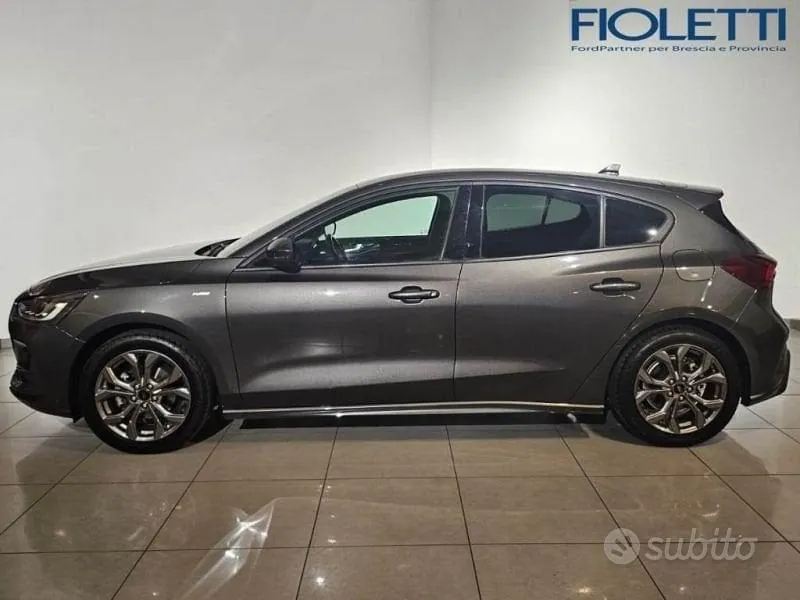 Ford Focus 2023 photo 4