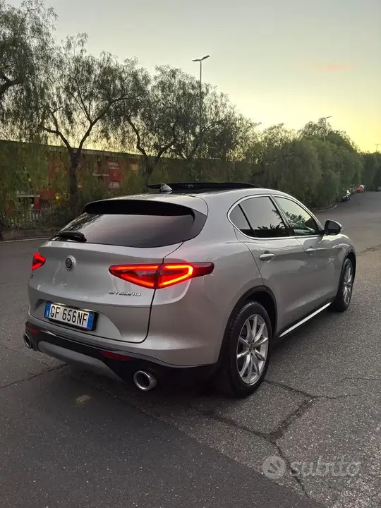 Alfa Romeo Stelvio 2021 photo 4