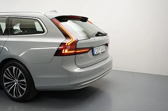 Volvo V90 2024 photo 3