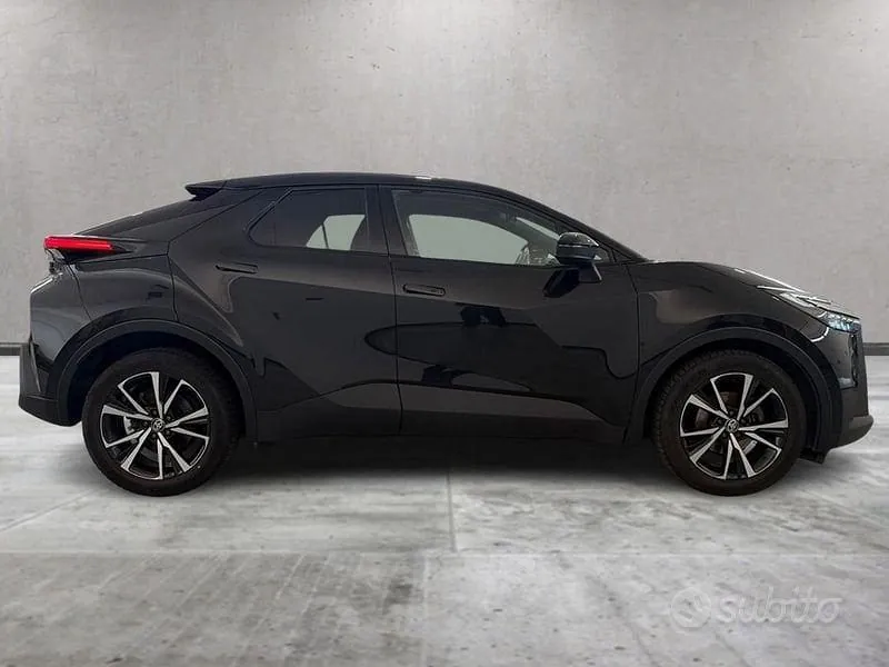 Toyota C-Hr 2024 photo 3