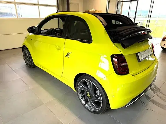 Abarth 500 2024 photo 3