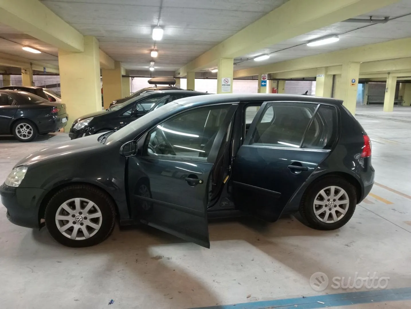Volkswagen Golf 2004 photo 3